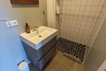 تختخواب و صبحانه Hótel Hrífunes By Ourhotels