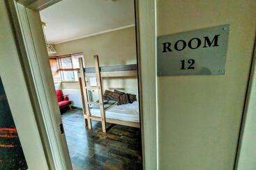 تختخواب و صبحانه Hótel Hrífunes By Ourhotels