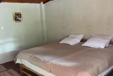Bed and Breakfast Refugio De Mery Lucmabamba