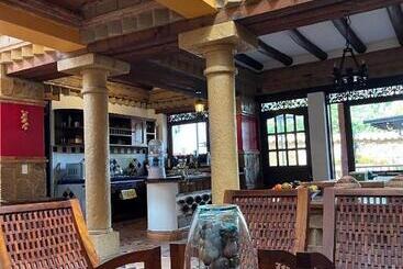 Casona Amatista Hotel Boutique