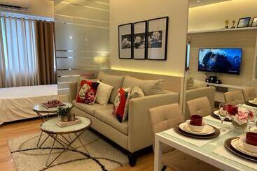 Trees Residences Staycation 1br/2br