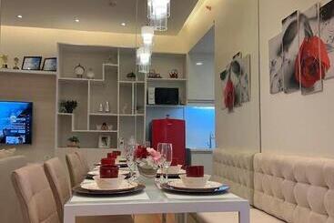 Trees Residences Staycation 1br/2br