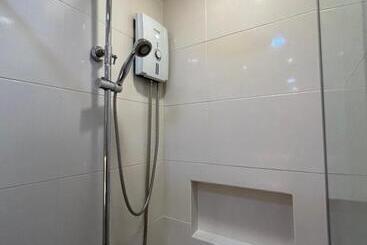 Trees Residences Staycation 1br/2br