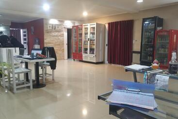 Hostel Bauti En Ezeiza