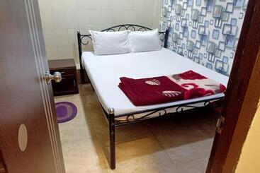 ホテル Central Inn, Mumbai