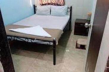 ホテル Central Inn, Mumbai