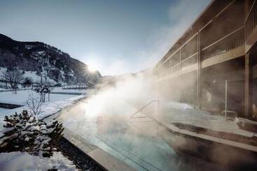 هتل Familien Natur Resort Moar Gut
