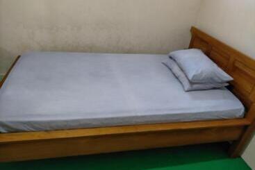 هتل Merpati Hostel Banyuwangi
