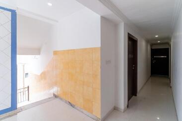 酒店 Super Collection O Maninagar Formerly Park Land