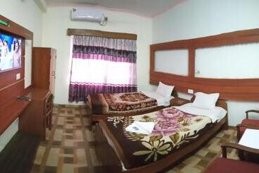 هتل Stay Pokhara Pvt. Ltd