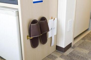 هتل Toyoko Inn Chiba Minato Ekimae