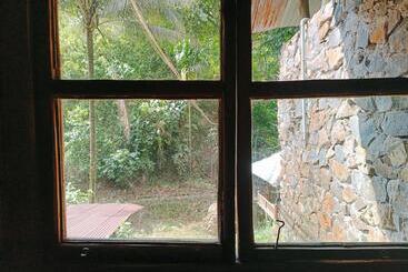 پانسیون Back To Nature Ecotourism