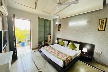 Pension Dayal Regency Near Imt Chowk Manesar, Manesar