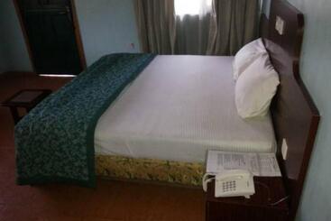پانسیون Room In Lodge   Garentiti Apartment   Silver Room