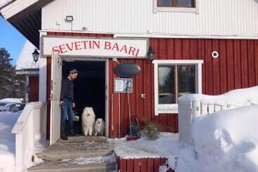 پانسیون Sevetin Baari & Guesthouse
