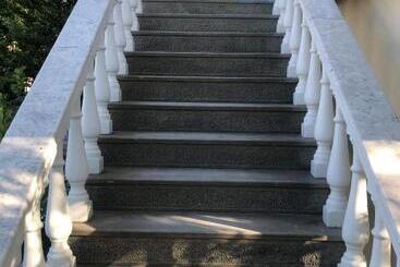 پانسیون Vila Olti