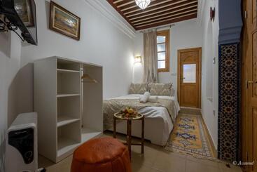 Riad Bin Souaki