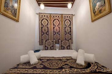 Riad Bin Souaki