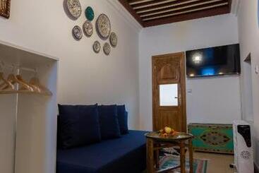 Riad Bin Souaki