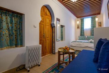 Riad Bin Souaki