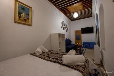 Riad Bin Souaki