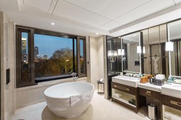 The Grand Mansion Hotel,nanjing