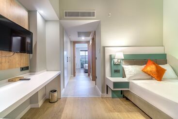 Arcanus Hotels Trendline Side
