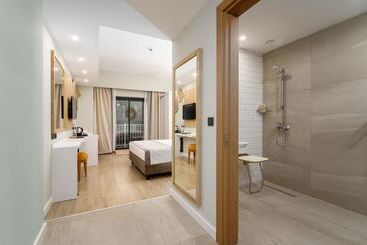 Arcanus Hotels Trendline Side