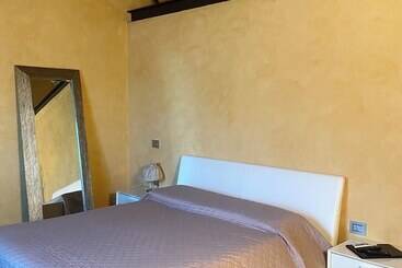 Room In B&b   Sottotono Agriturismo With Swimming Pool On Florence Surrounded By Greenery