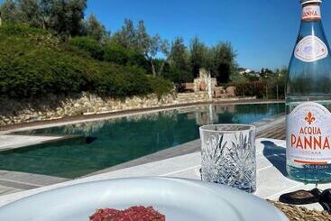 Room In B&b   Sottotono Agriturismo With Swimming Pool On Florence Surrounded By Greenery