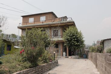 تختخواب و صبحانه Himalayan Headquarter Homestay