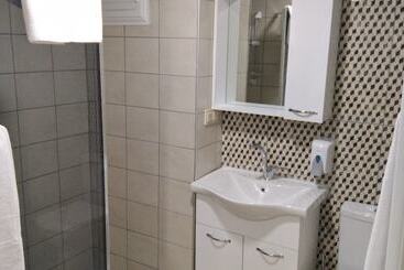 تختخواب و صبحانه Kumru Suitesseda Pansi̇yon