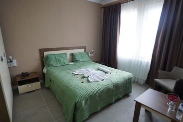 تختخواب و صبحانه Kumru Suitesseda Pansi̇yon