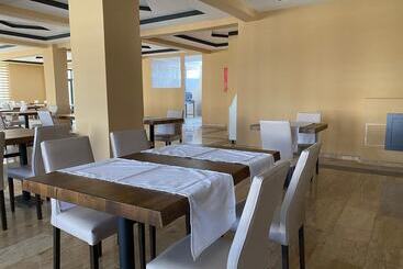 تختخواب و صبحانه Kumru Suitesseda Pansi̇yon