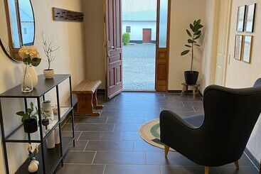 تختخواب و صبحانه Stay Billund
