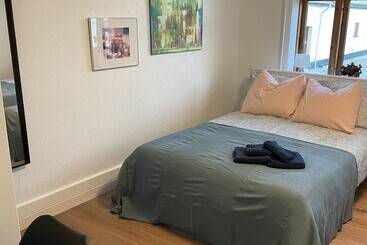 تختخواب و صبحانه Stay Billund