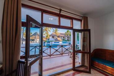 Cterra Zanzibar Beach Resort