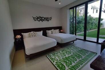 Aparthotel Eeb Ti Kaan Tulum   Luxury Condos