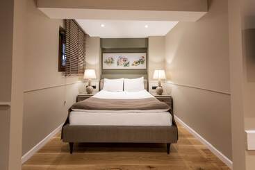 هتل Bguest Pera Suites