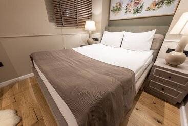 هتل Bguest Pera Suites