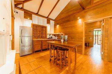 هتل Casa Viva Lodge