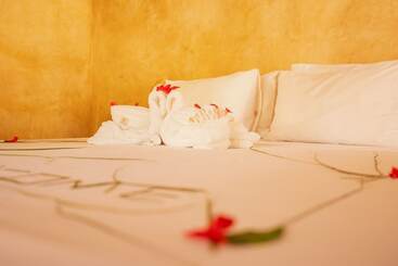 هتل Mayai Ocean Resort