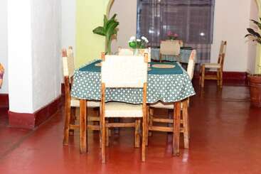 هتل Muhabura Mountain Lodge