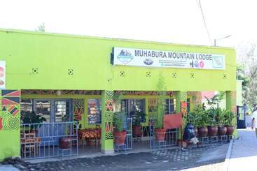 هتل Muhabura Mountain Lodge