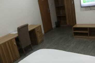 هتل Sky Suites
