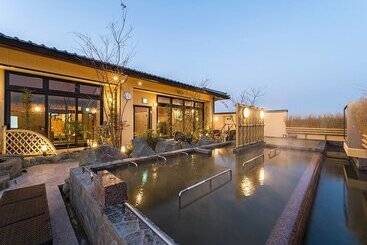 هتل Soranoyu Spa Resort