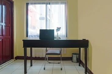 هتل Spot On 92466 Adam Kost Syariahnearwisata Jembatan Barito