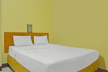 هتل Spot On 92466 Adam Kost Syariahnearwisata Jembatan Barito