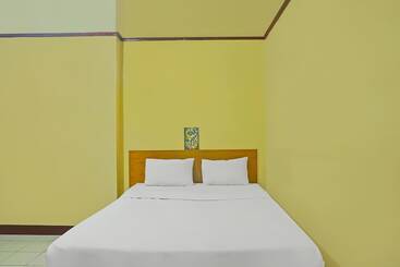 هتل Spot On 92466 Adam Kost Syariahnearwisata Jembatan Barito