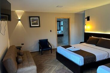 هتل Terra Luna Lodge